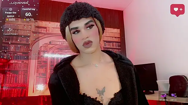 Michell_luxe live cam on StripChat