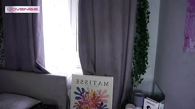 HermaFrain live cam on StripChat