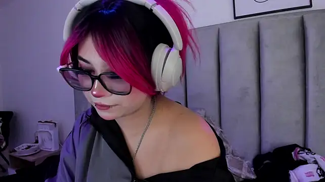 Kitty_Gang live sex cam