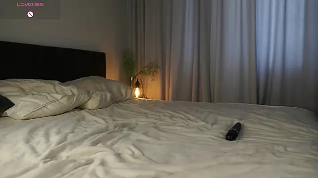 LettySlovacek live cam on StripChat