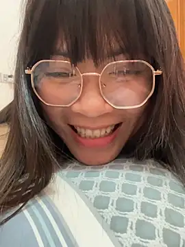 -Lyly_69 live sex cam