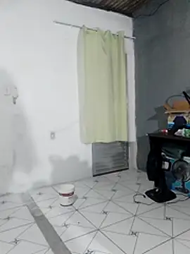 Rodri-Cami live cam on StripChat