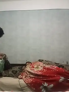 estrellla1 live cam on StripChat