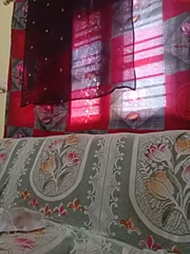 Nehaa702213 live cam on StripChat