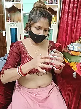 BongQueen9 live sex cam