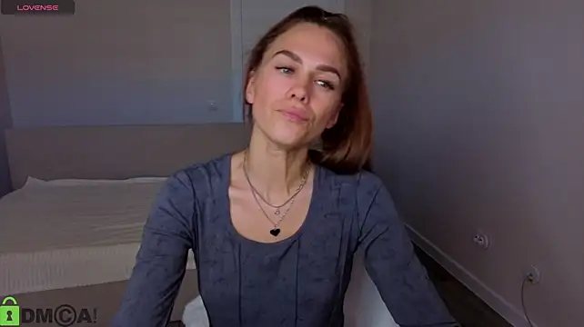 Nicea_Harrison live cam on StripChat