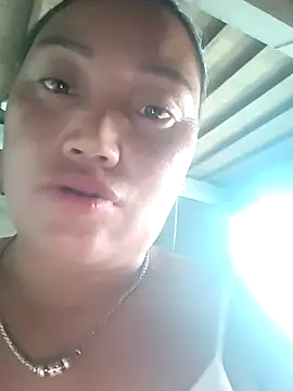 Bielaaz live cam on StripChat
