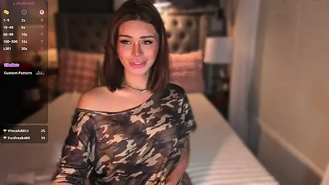 ParisianDoll live sex cam
