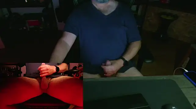Hairyfred73 live cam on StripChat