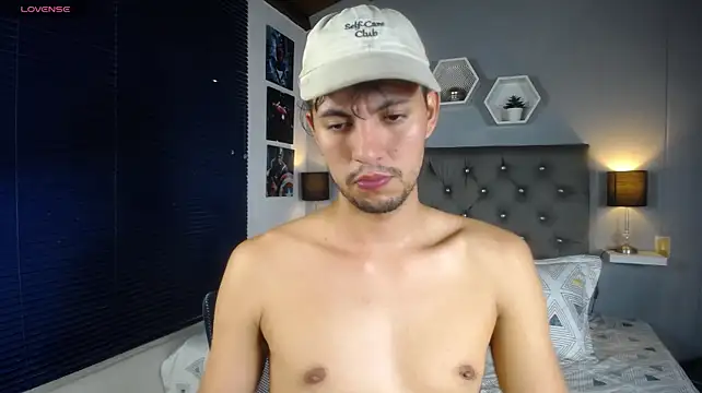 xxx_thesupercum_ live cam on StripChat