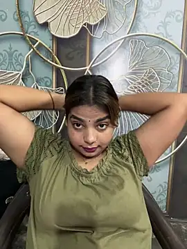 Aayra_Joshi live cam on StripChat