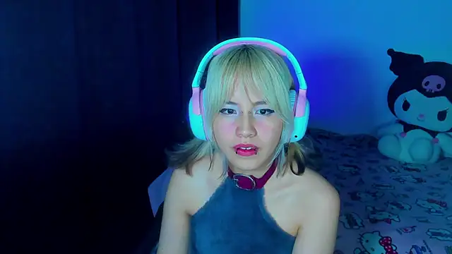 Akane-Mou live cam on StripChat
