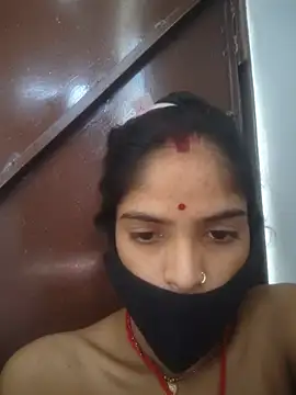 Simran_Love_143 live cam on StripChat