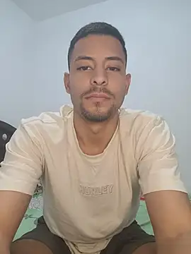 Cris_LaCobra_ live sex cam
