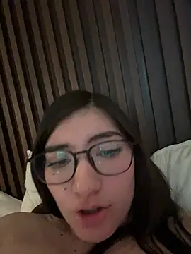 san_lucifer33 live sex cam