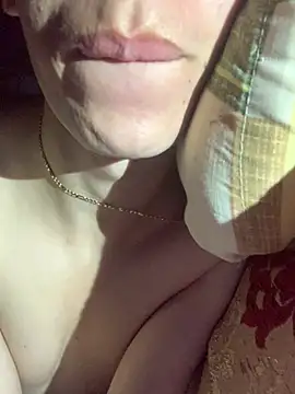 MiroKari2 live sex cam