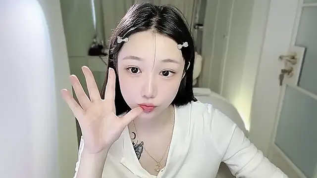 Ccc7- live cam on StripChat