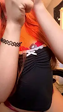 MissHoney710 live cam on StripChat