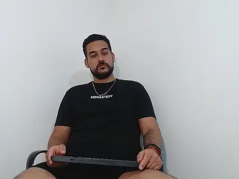 _CHRIS-DENNIS_ live sex cam