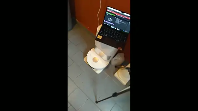 BoyWithToys1 live cam