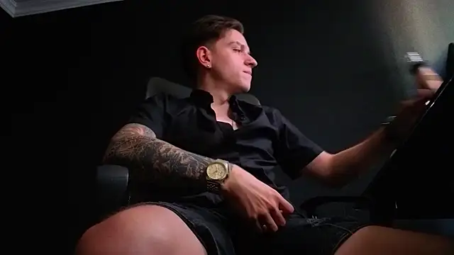 FelixStarkk live sex cam