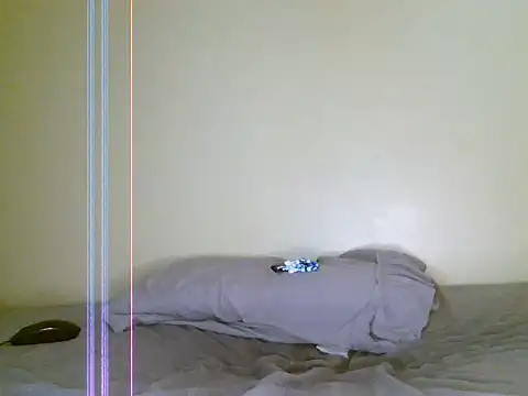 shesprettya live cam on StripChat