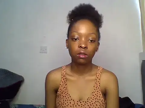 sexybarbie_y live cam on StripChat