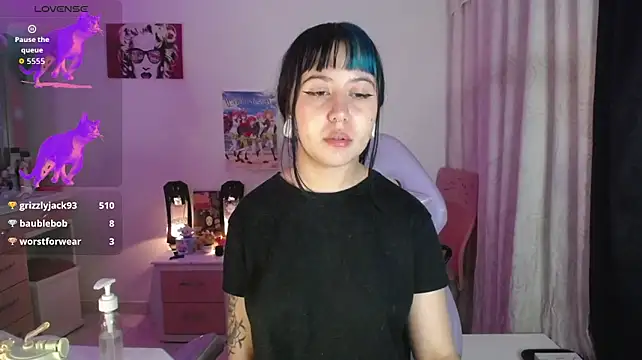 iris_sky live cam on StripChat