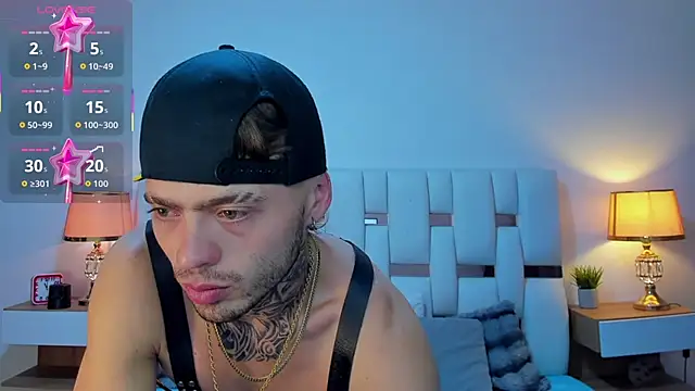 Zeus_damian21 live cam on StripChat