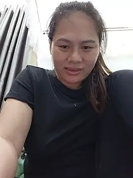 Baby-ladyass20 live cam on StripChat