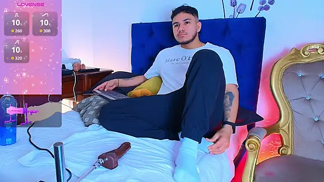 jeisonstark live cam on StripChat