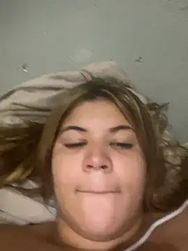 Layslinha live cam on StripChat