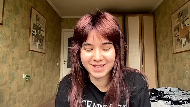 YoulaCoi live cam on StripChat