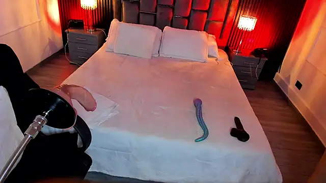 Sienarosewood live sex cam