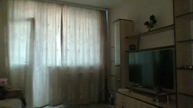 Mia_Salamanka live cam on StripChat