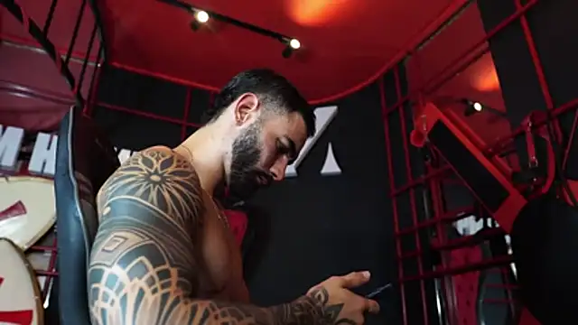 Austin_bolt live cam on StripChat