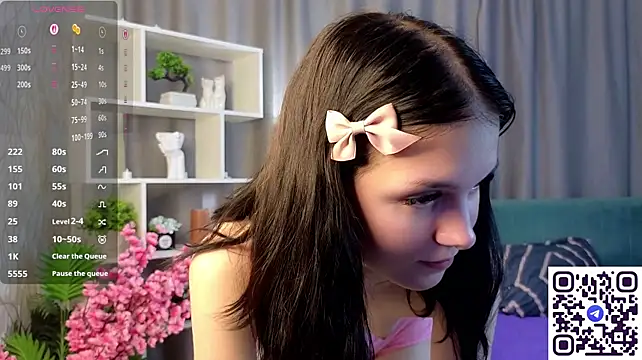 ArnettaStults live cam on StripChat