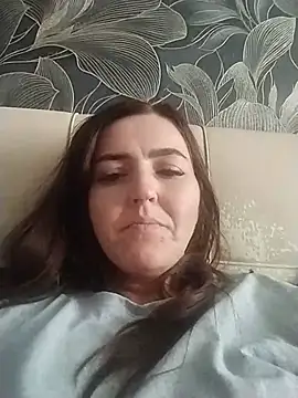 SweetyMommy77 live cam on StripChat