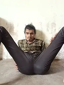 Yash_Sharma18 live cam on StripChat