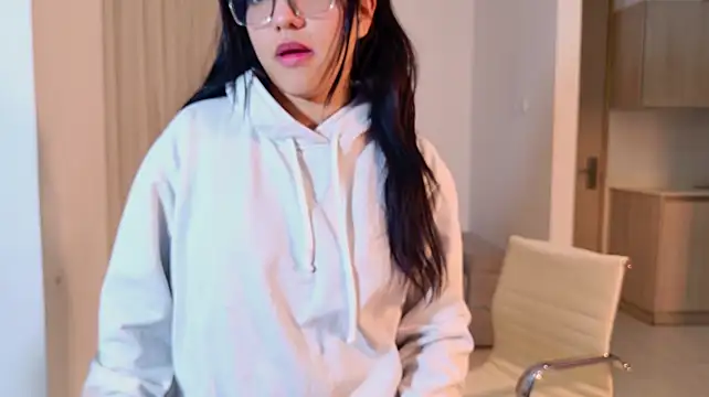 AntonellaBons live cam on StripChat