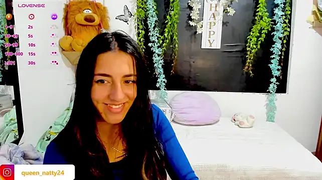 queen-natty live cam on StripChat