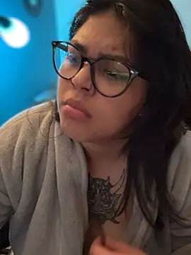 miacanela_xo live cam on StripChat