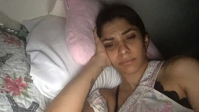 karlatiburcio live sex cam
