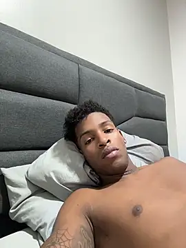 Jhan_Ngg live sex cam