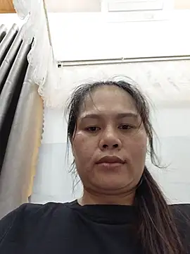 Baby-ladyass20 live cam on StripChat
