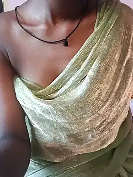 sexy___hotty live cam on StripChat