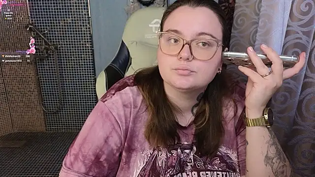 CatherineClaire live cam on StripChat