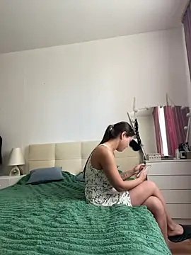 MiraMiss live cam on StripChat