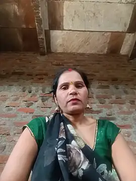 Nm_sanjna live cam on StripChat