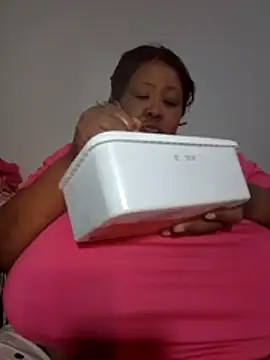 nancy111 live cam on StripChat